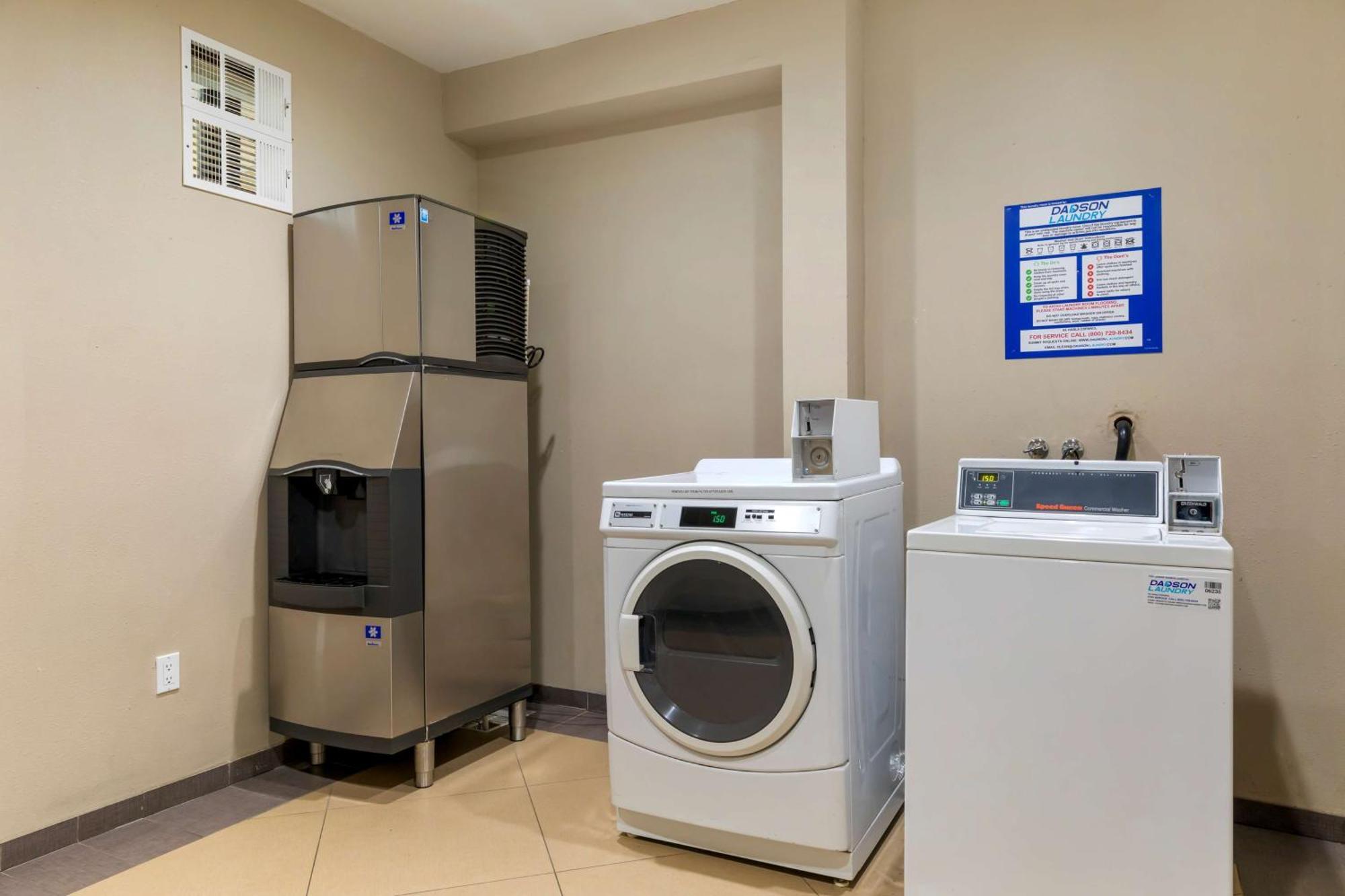 Best Western Plus Wasco Inn & Suites Ngoại thất bức ảnh