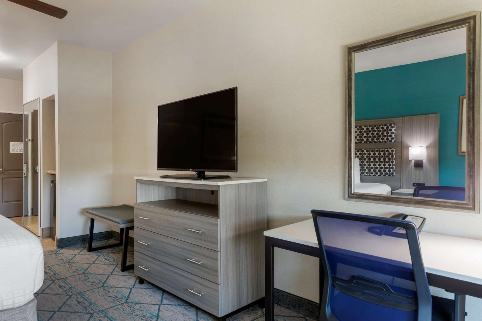 Best Western Plus Wasco Inn & Suites Ngoại thất bức ảnh