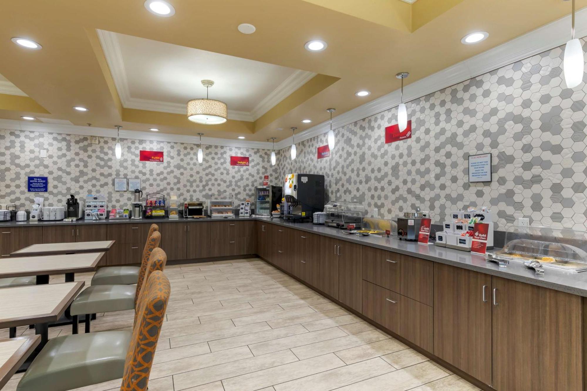 Best Western Plus Wasco Inn & Suites Ngoại thất bức ảnh